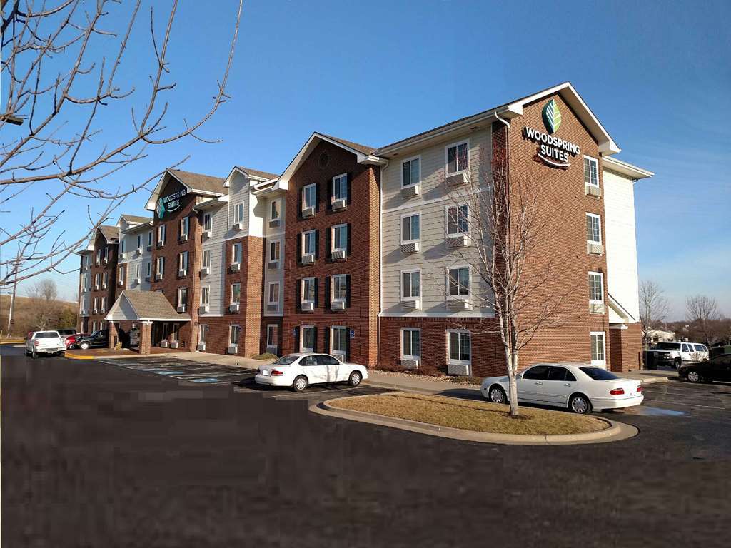 Woodspring Suites Kansas City Lenexa Exterior foto