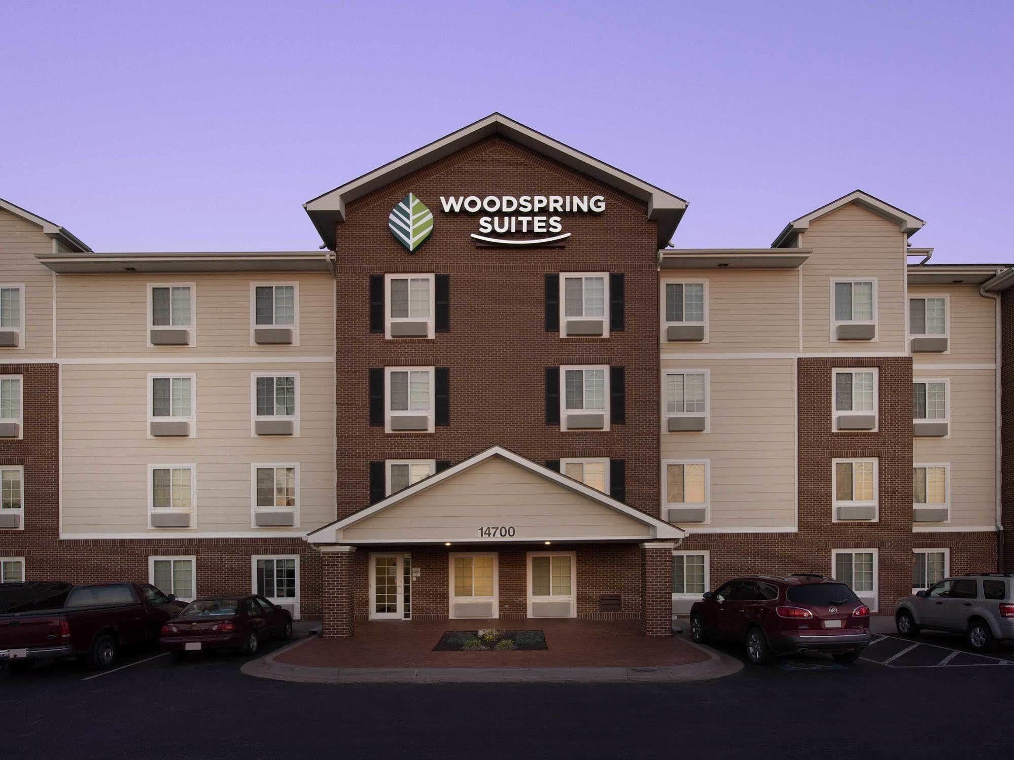 Woodspring Suites Kansas City Lenexa Exterior foto